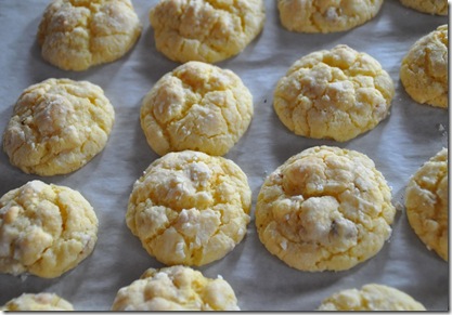 Cream Cheese Cake Mix Cookies (11)