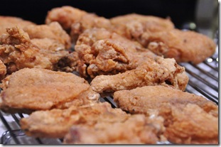 Hooter's Hot Wings (2)