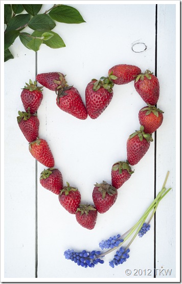 1 Strawberries_120424_0035