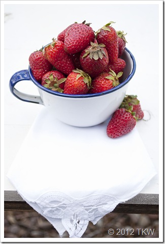 1 Strawberries_120424_0074