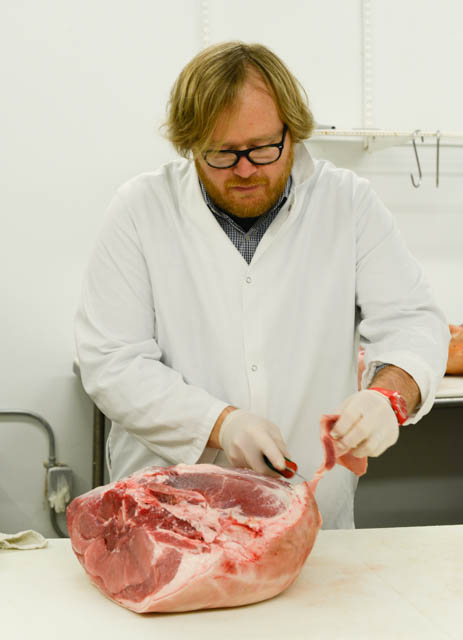 RedApronButcher©RhondaAdkinsPhotography2015