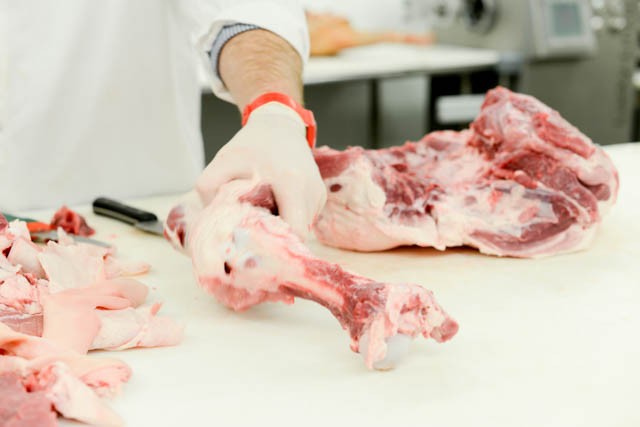 RedApronButcher©RhondaAdkinsPhotography2015