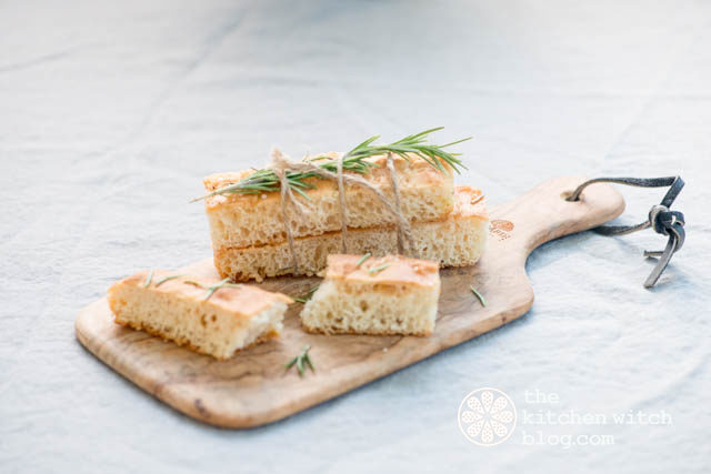 Icelandic_seasalt_and_rosemary_flatbread©rhondaadkinsphotography2017